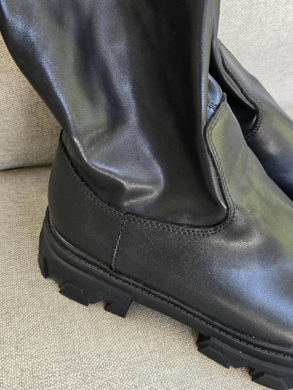 GC Women's Black Knee-High Lug Sole Boots